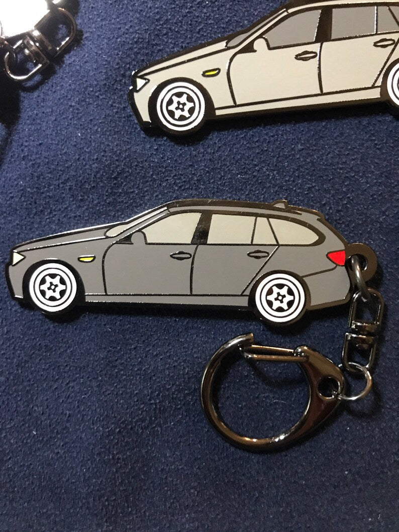 BMW Touring Wagon Enamel Keychain (E91 E36) - Dark Gray_driver_apparel_drivi.store